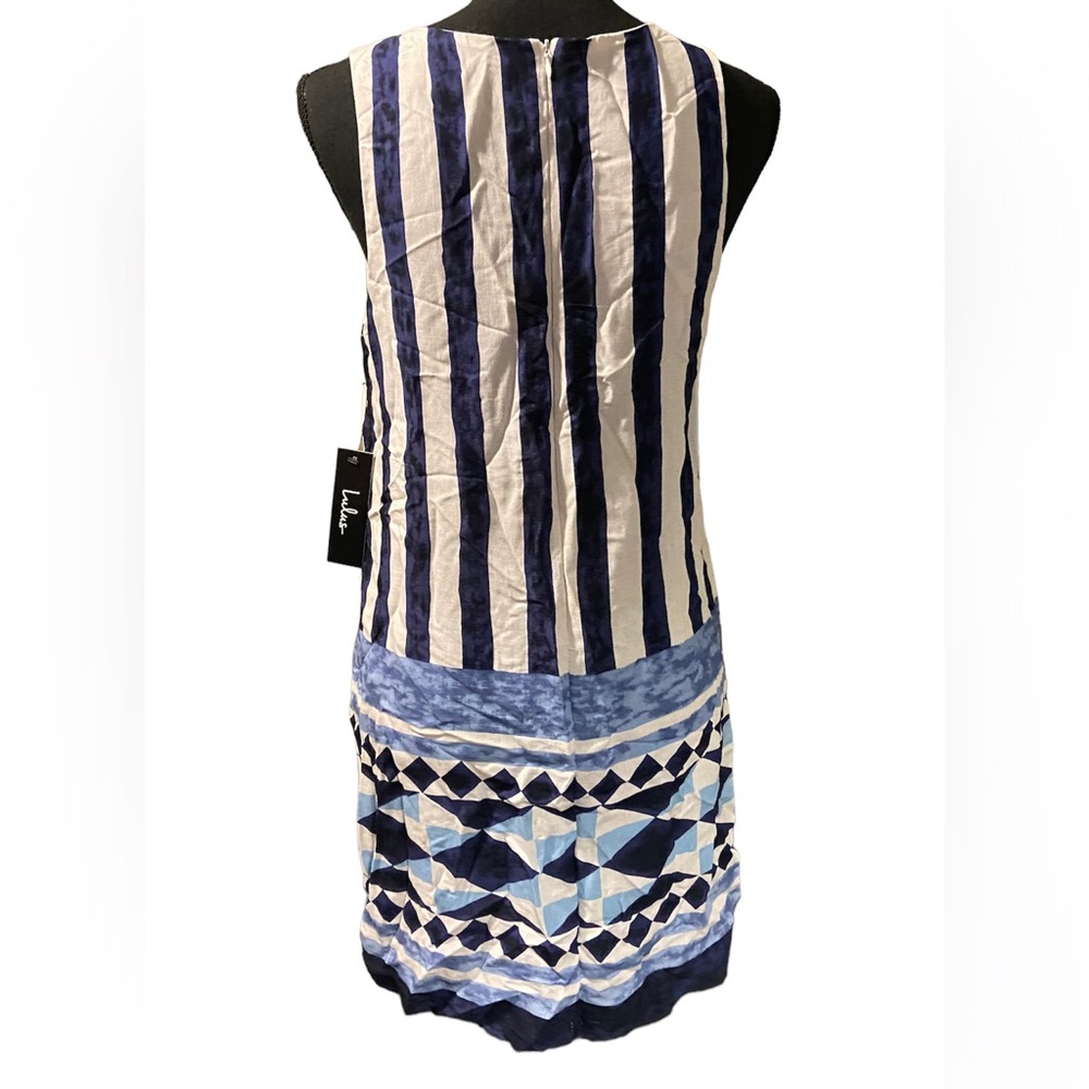 Spring dress - Picture 2 of 4